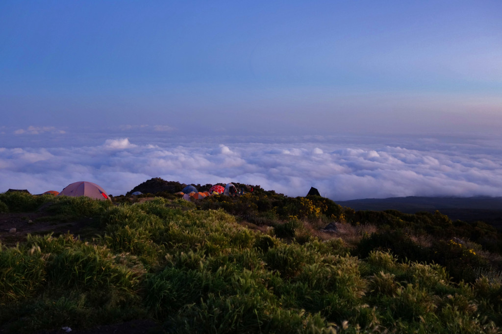 Horombo Hut Sunset marangu trail mt kilimanjaro